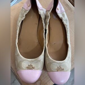 Coach Women's Pink and Beige Signature Flats